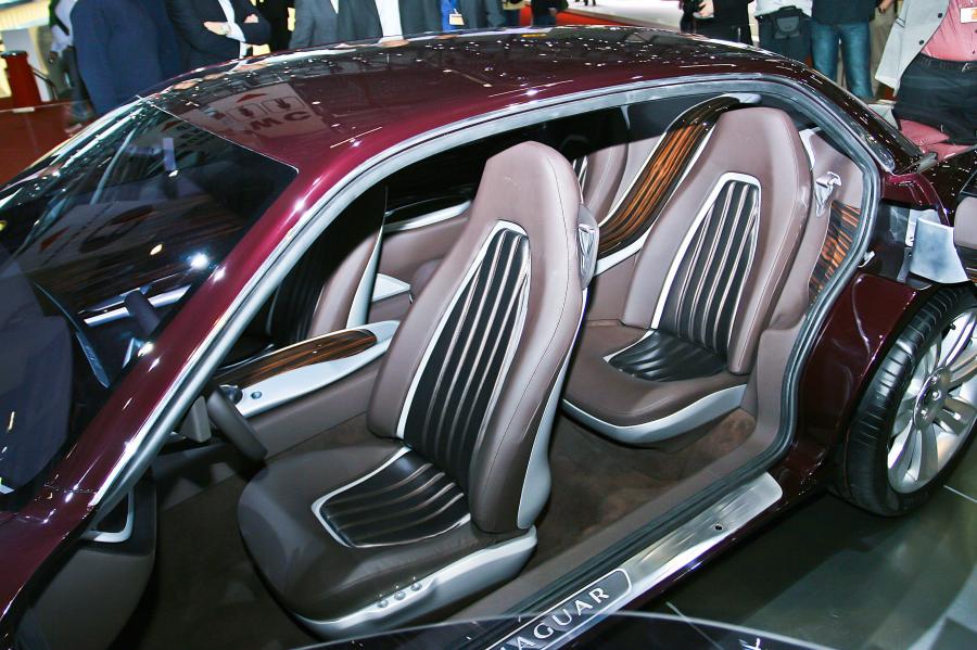  Jaguar B99 by Bertone 2011 года  (фото 24 из 40)